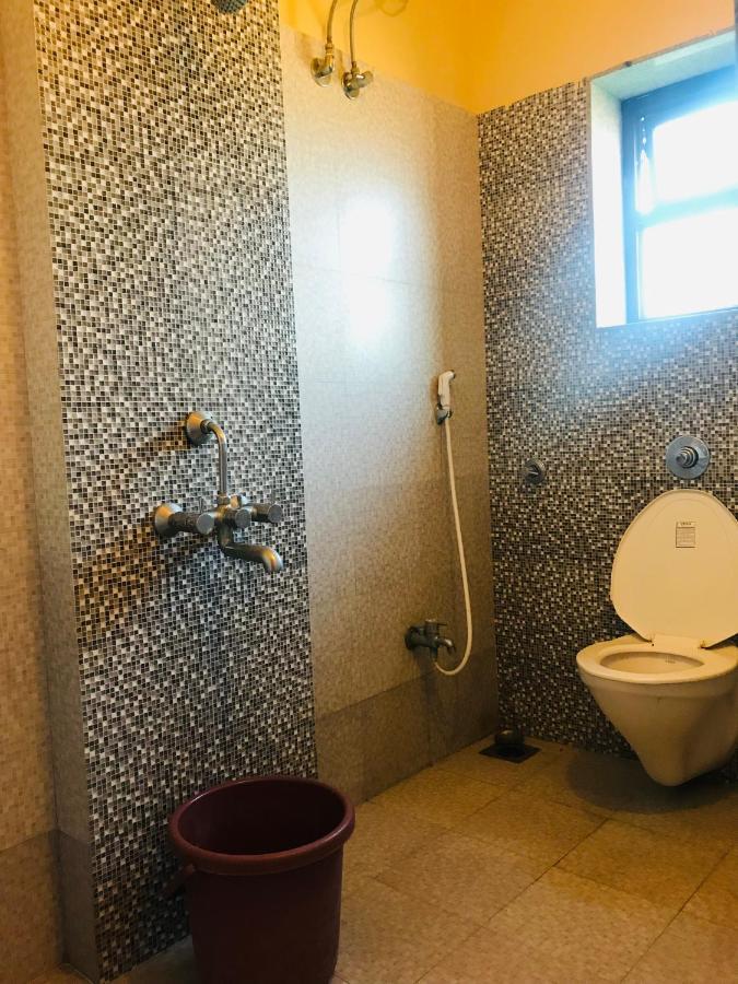 Staymaker Prakash International Gonikoppal Buitenkant foto